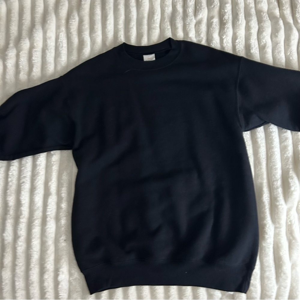 Hanes Black Crewneck Sweater Classic Style